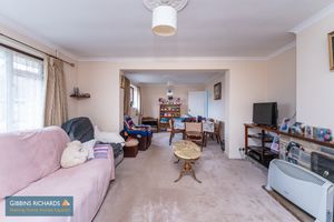 Living Area- click for photo gallery